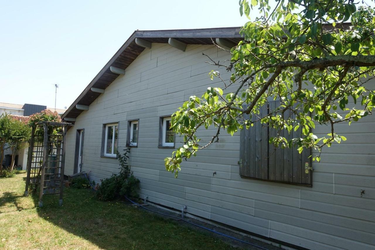 Maison De Vacances Pres Du Centre La Teste-de-Buch Bagian luar foto