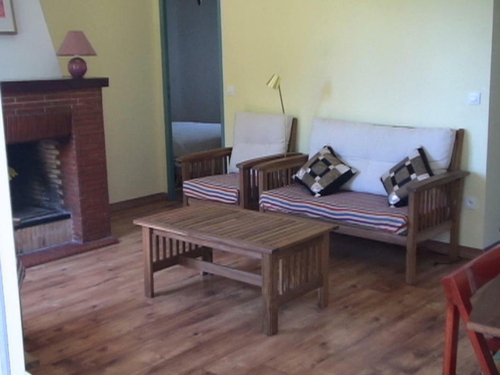 Maison De Vacances Pres Du Centre La Teste-de-Buch Bagian luar foto