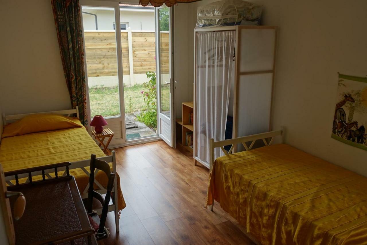 Maison De Vacances Pres Du Centre La Teste-de-Buch Bagian luar foto