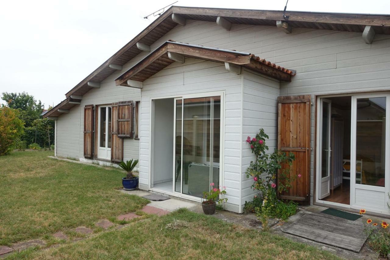Maison De Vacances Pres Du Centre La Teste-de-Buch Bagian luar foto