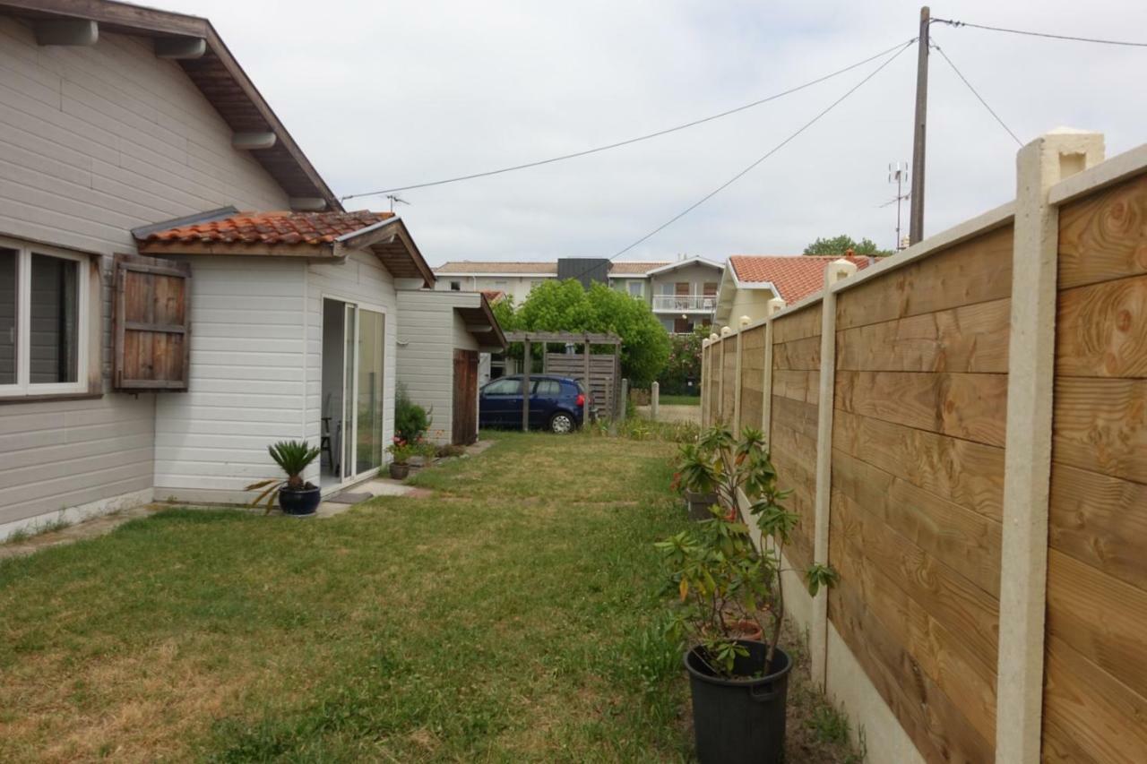 Maison De Vacances Pres Du Centre La Teste-de-Buch Bagian luar foto